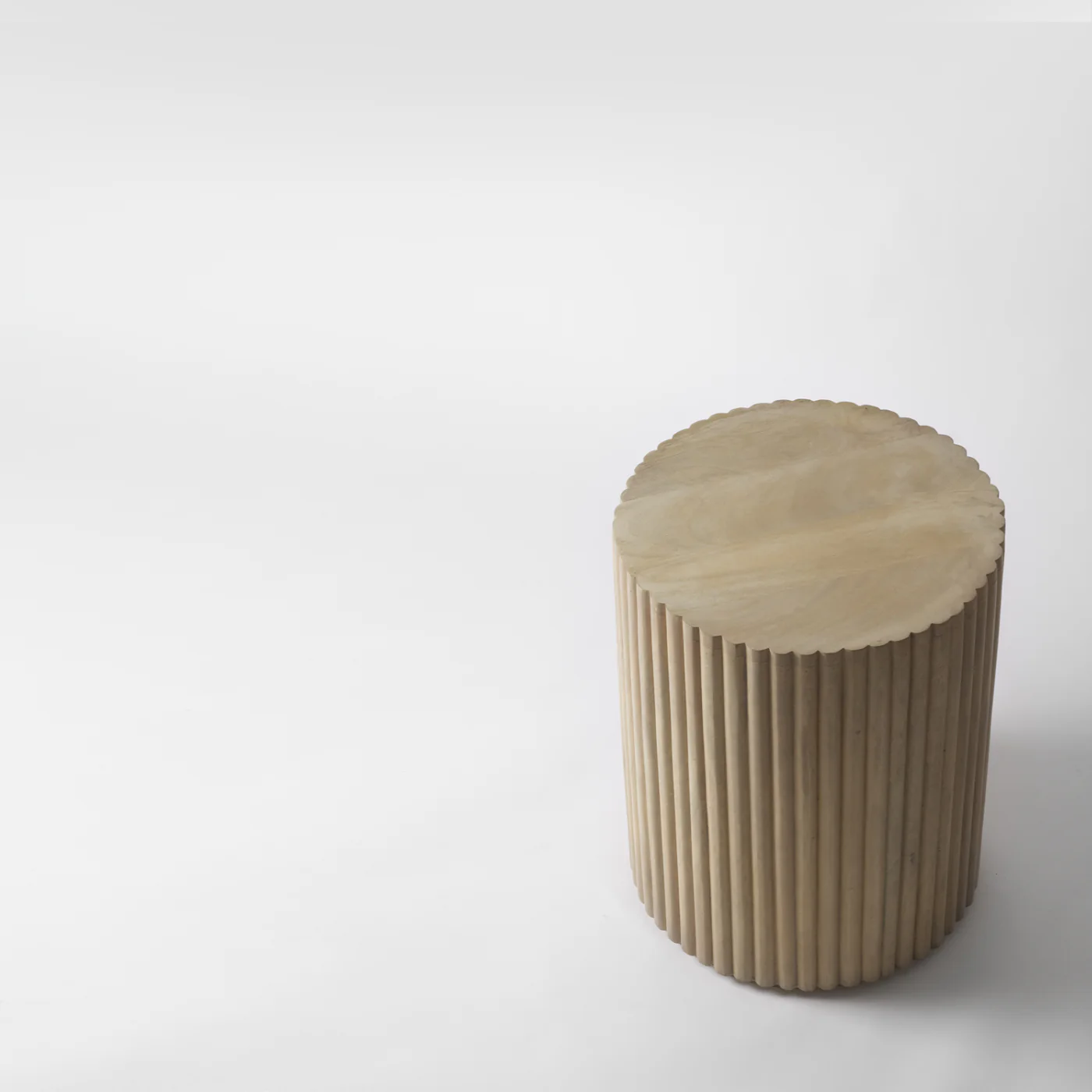 Baldr Ribbed Side Table - Image 3