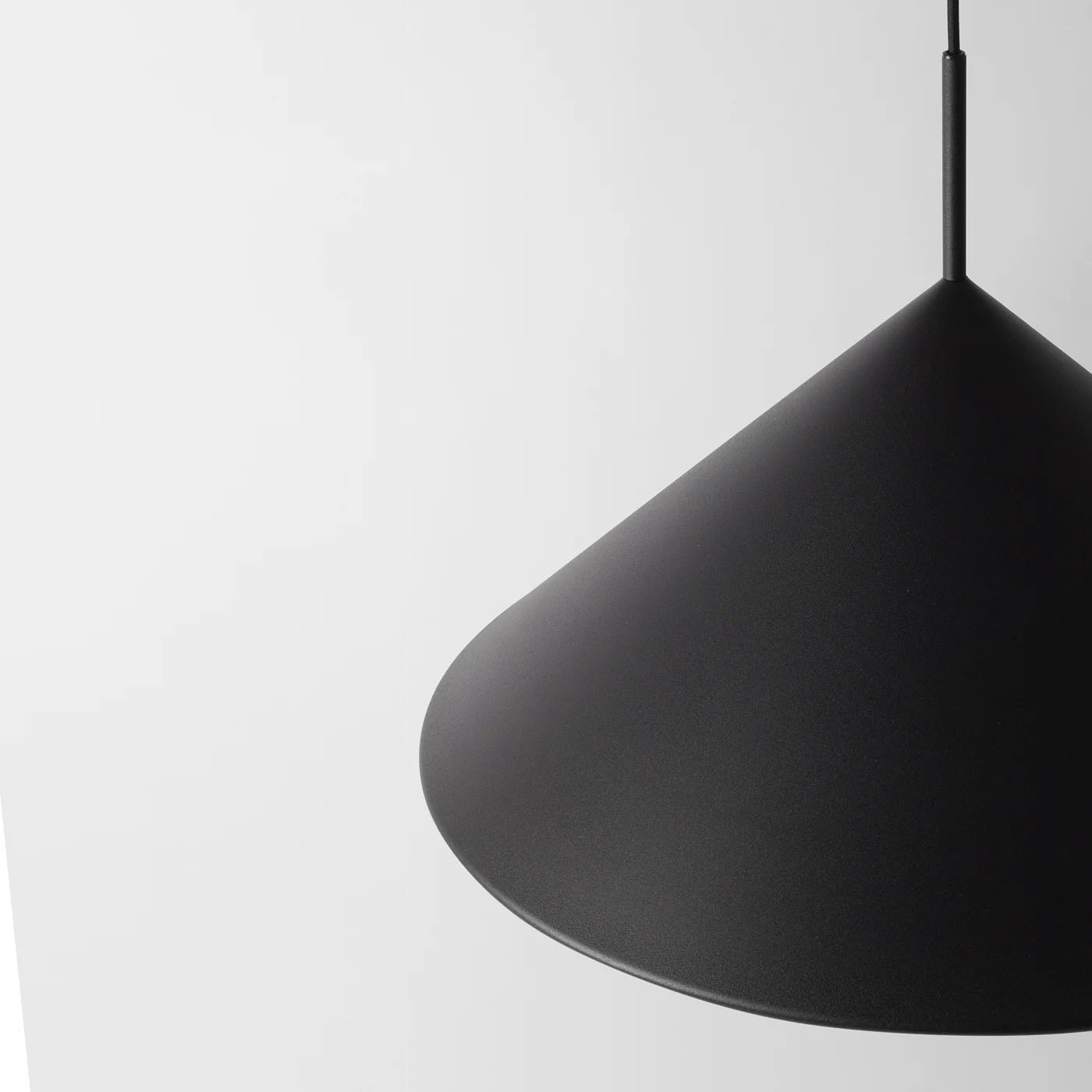 Épée Black Cone Pendant Light - Image 3