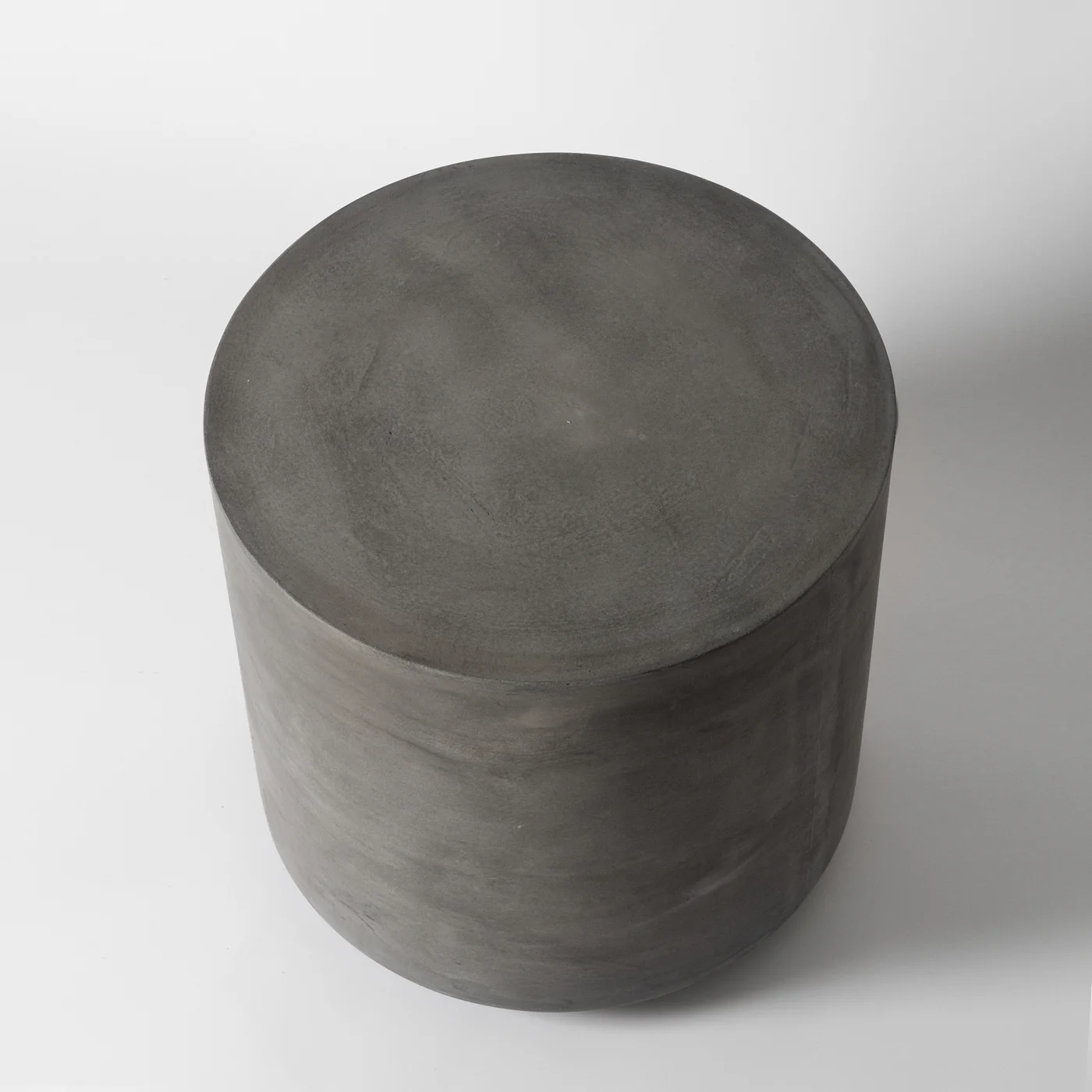 Hodi Concrete Side Table - Image 4