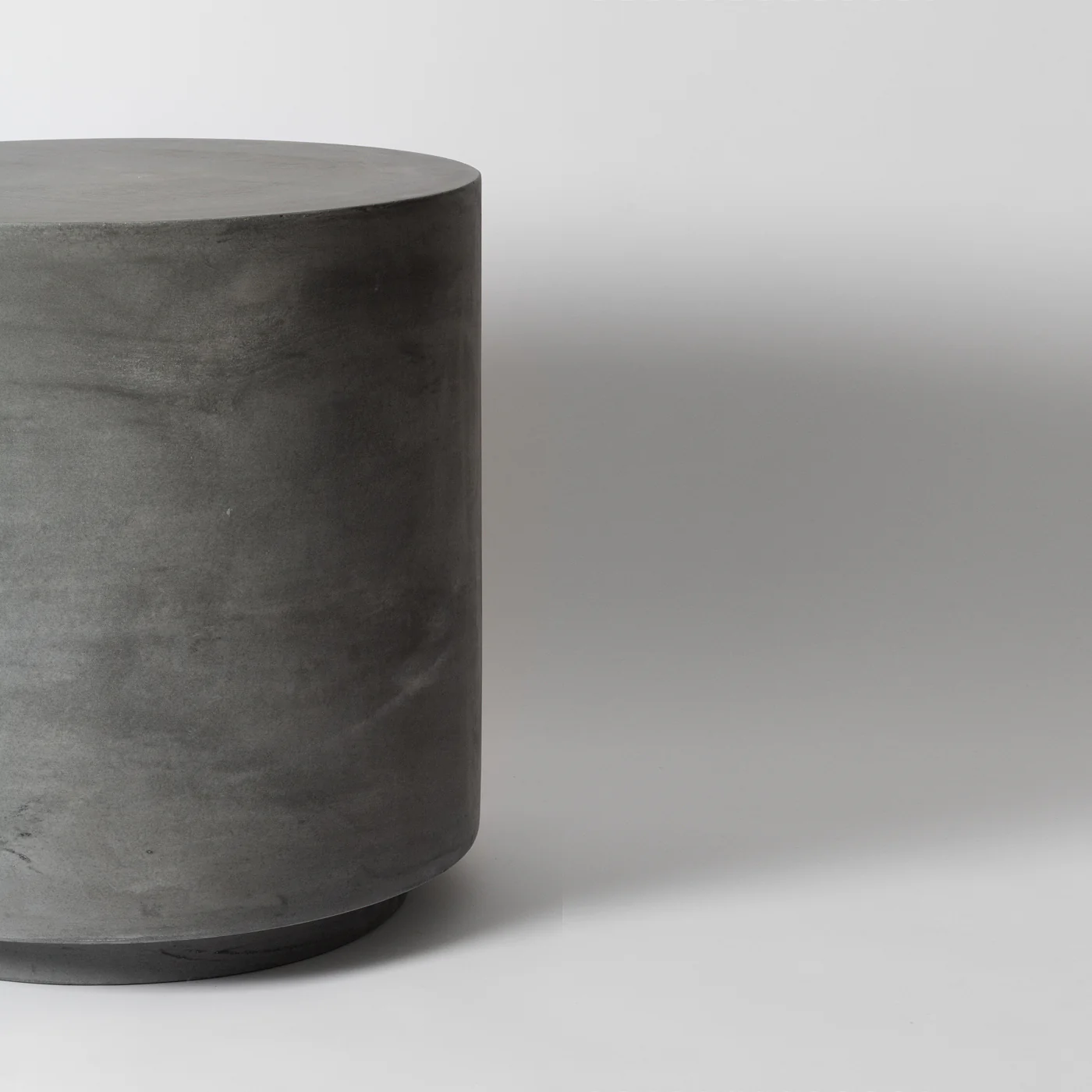 Hodi Concrete Side Table - Image 5
