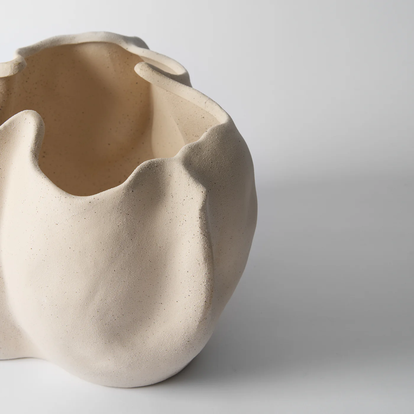 Makoto Wabi Sabi Vase - Image 4