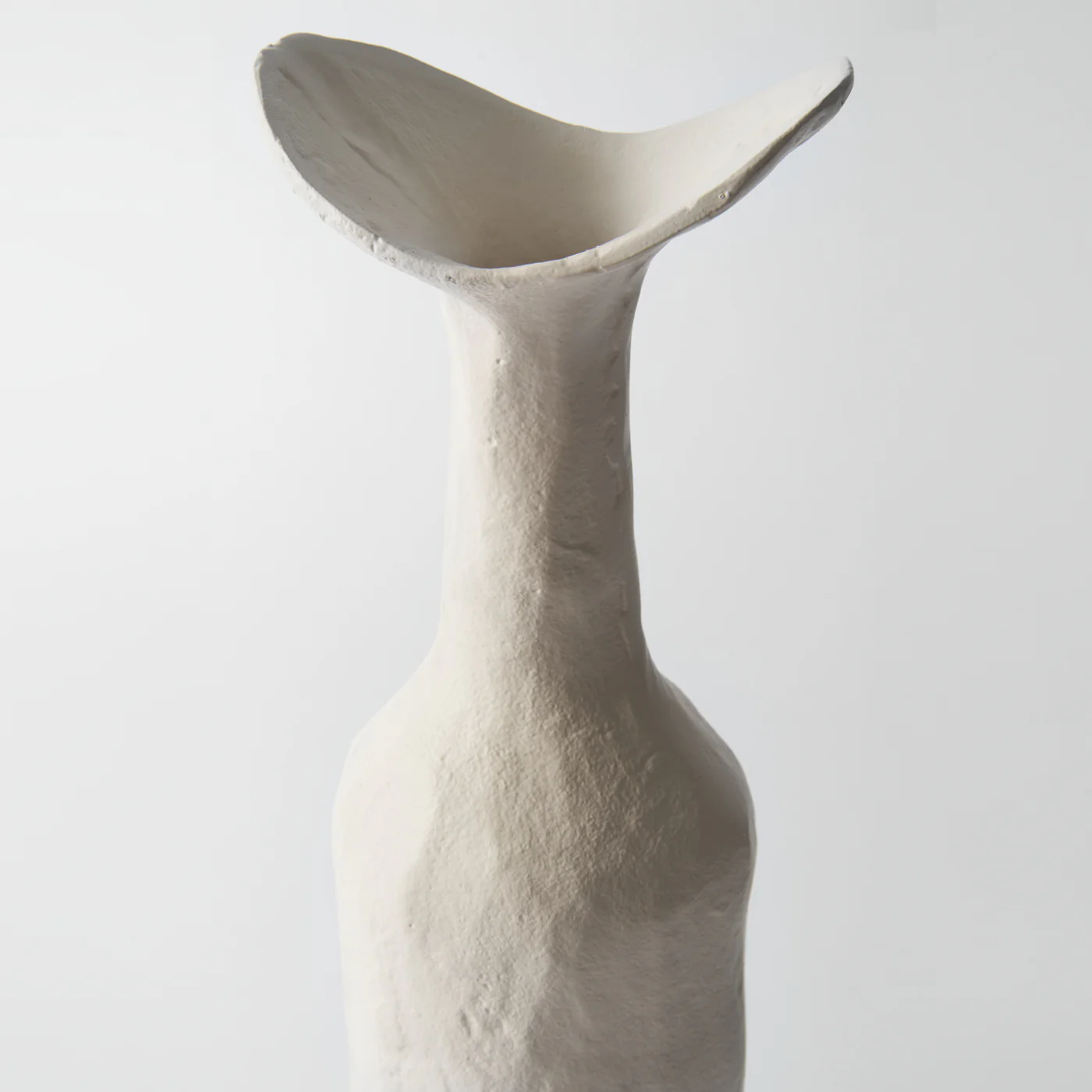 Yuki White Organic Vase - Image 3